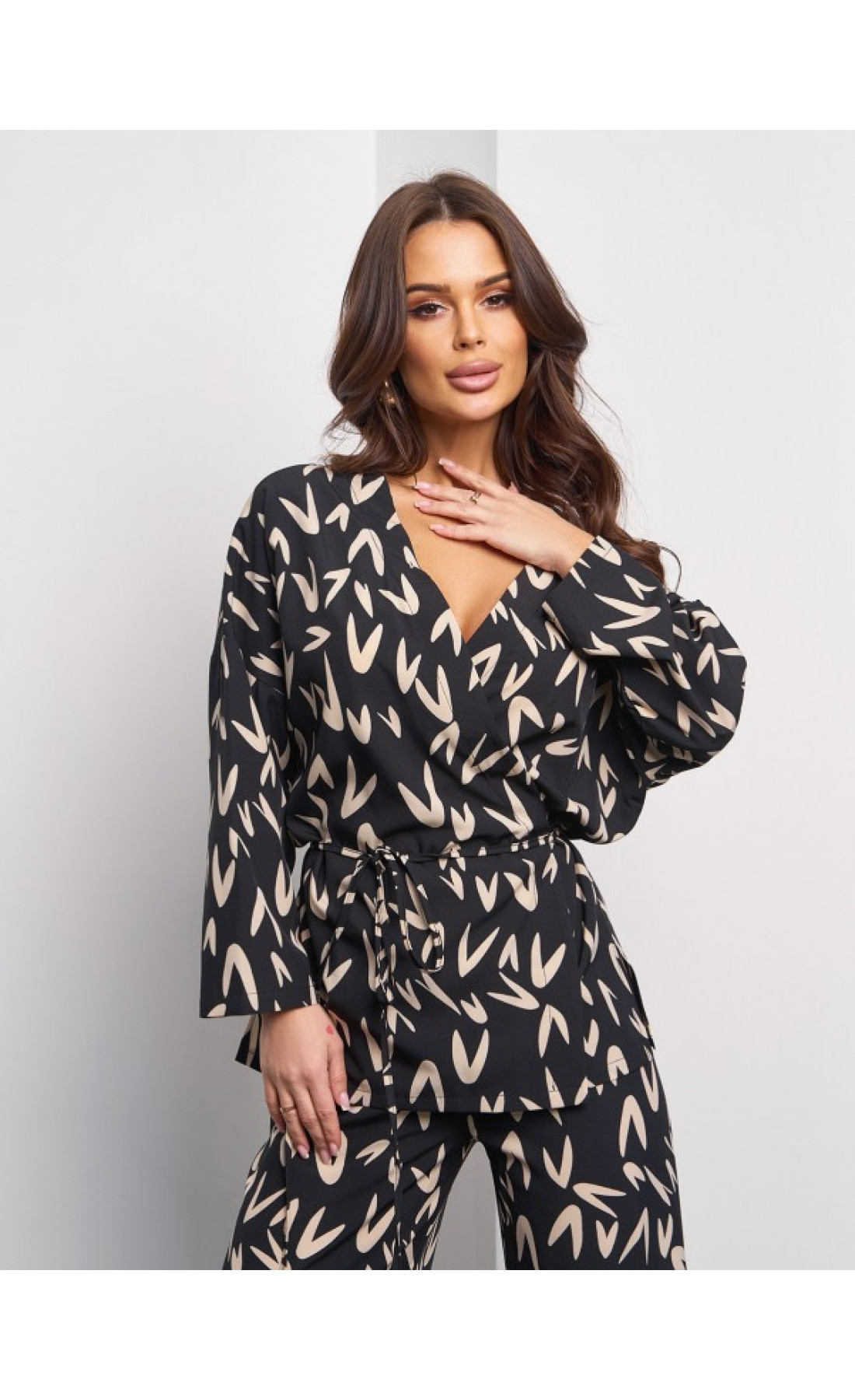 Жіночий костюм Issp