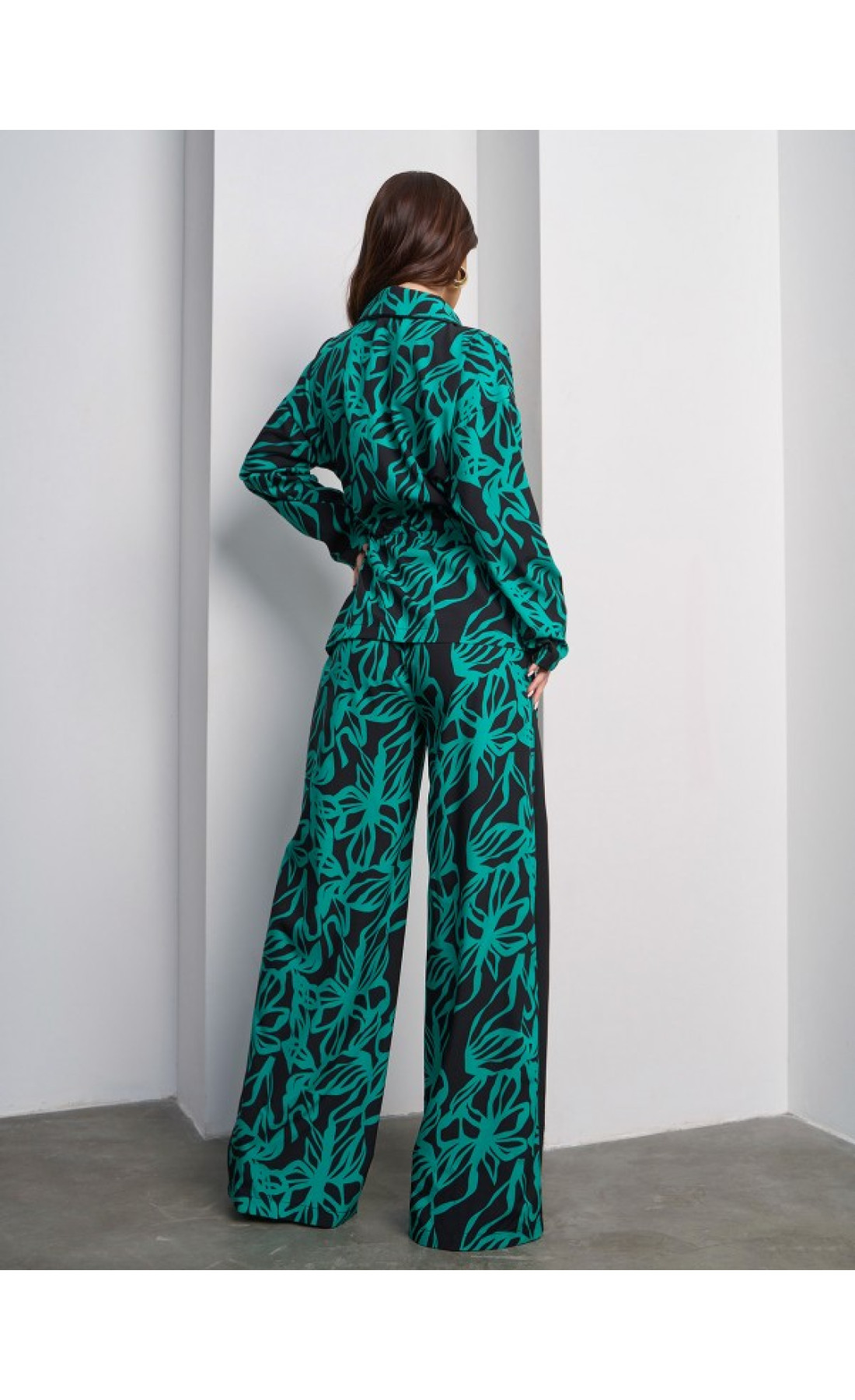 Жіночий костюм Issp