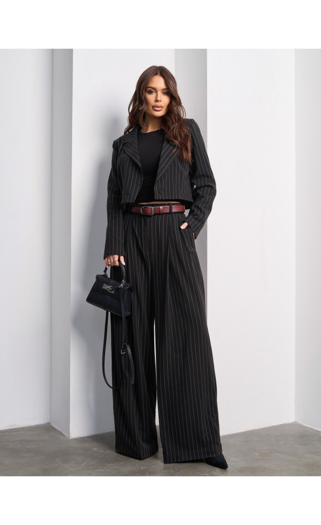 Жіночий костюм Issp