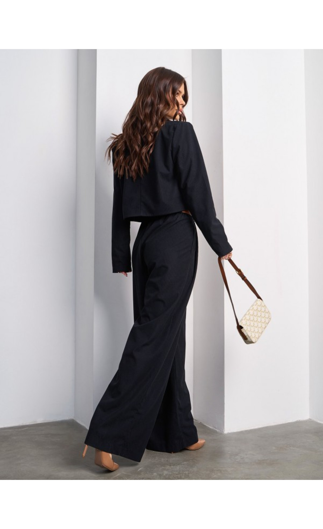 Жіночий костюм Issp