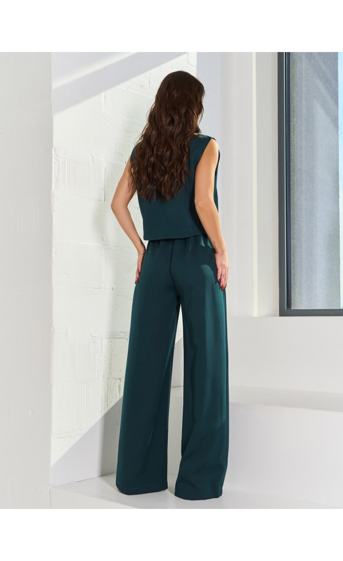 Жіночий костюм Issp