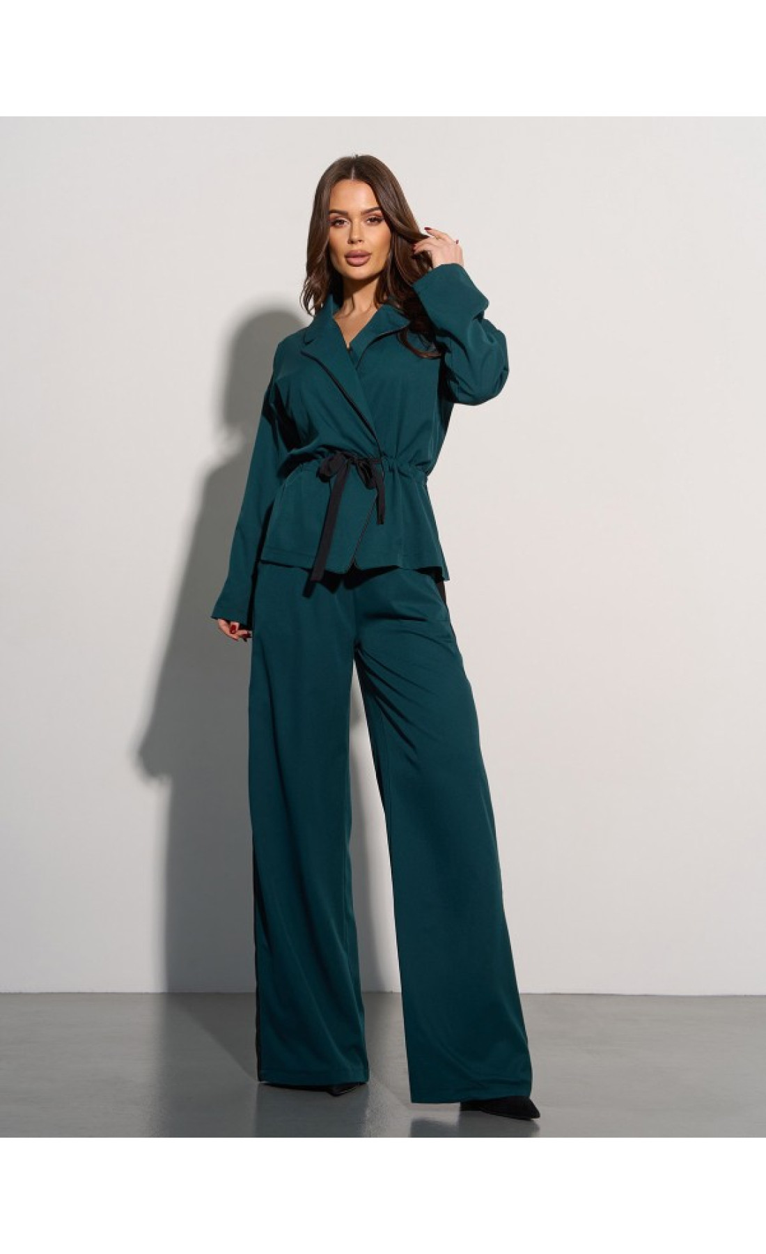 Жіночий костюм Issp