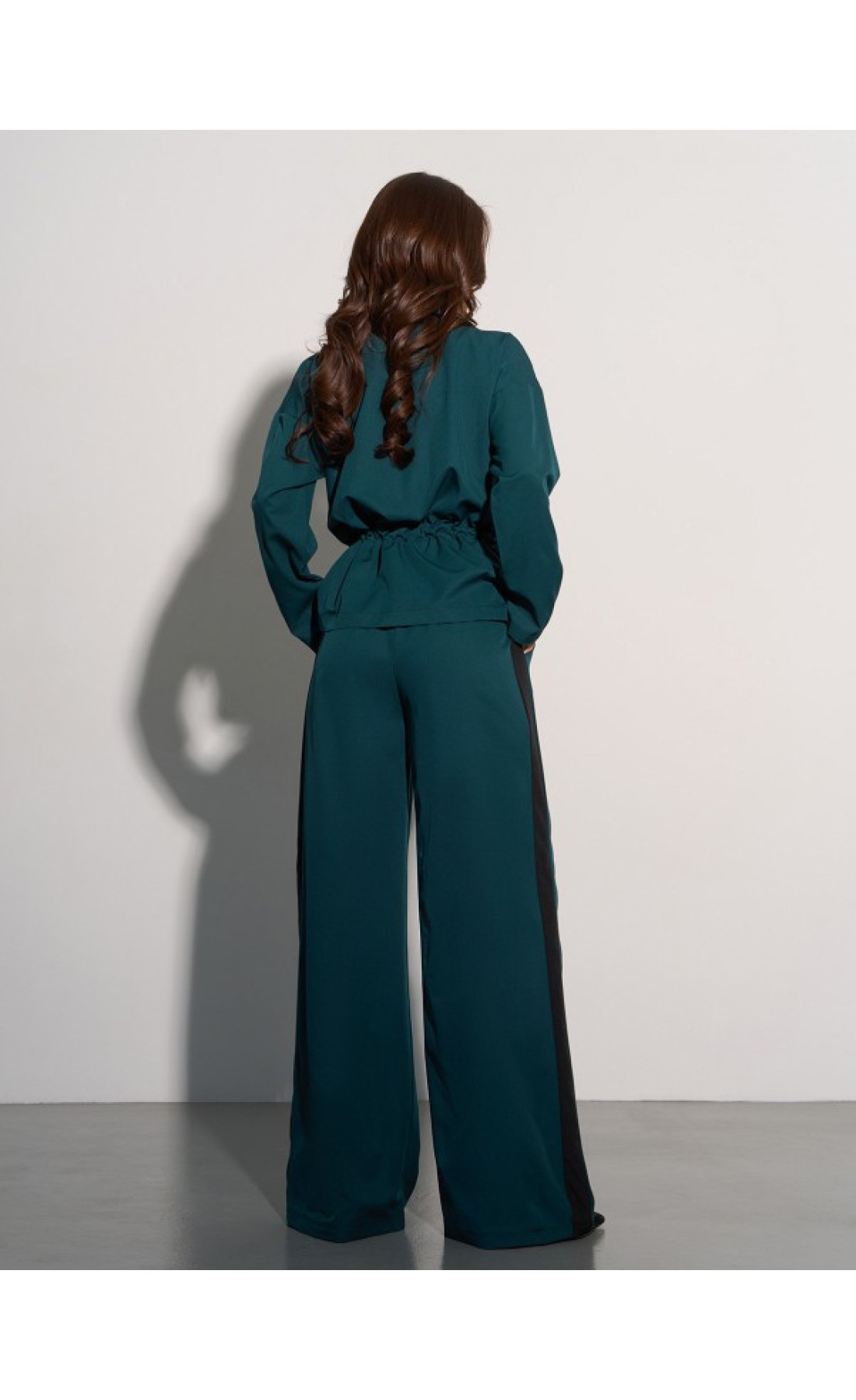 Жіночий костюм Issp