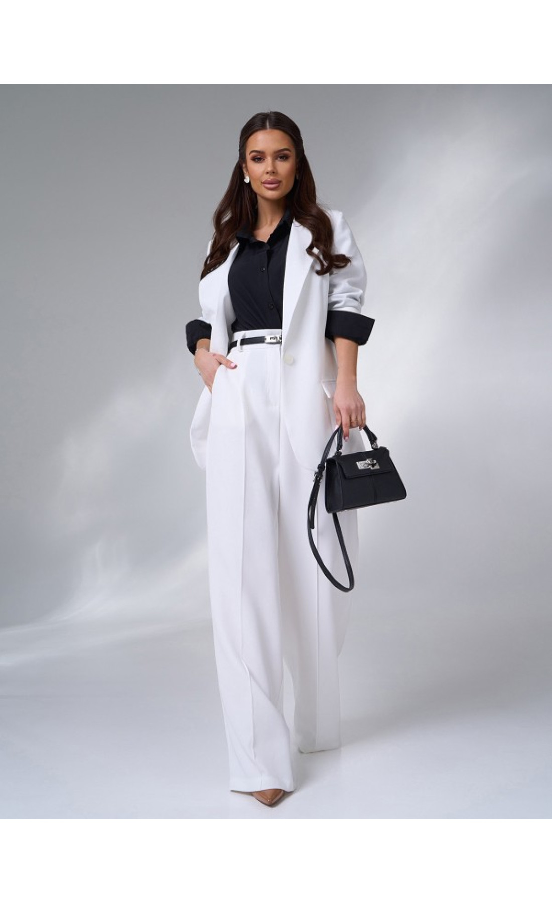 Жіночий костюм Issp