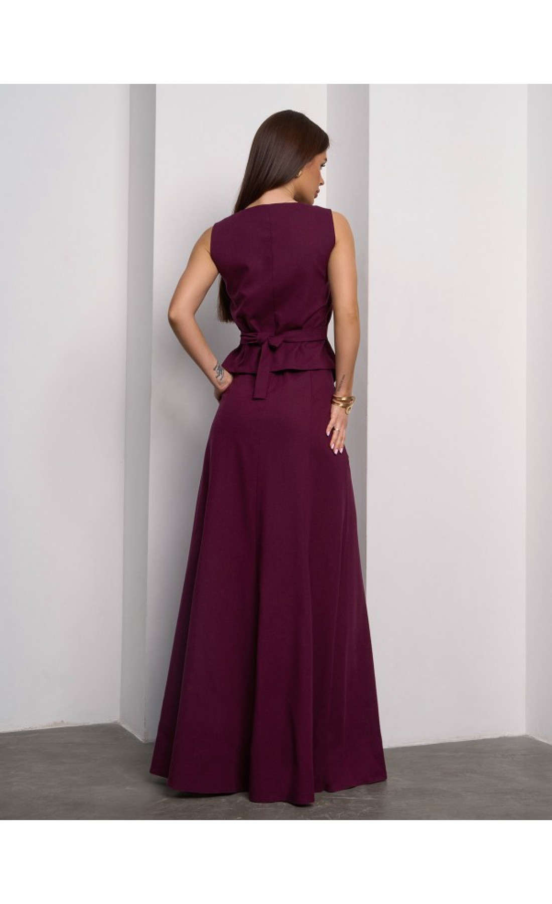 Жіночий костюм Issp