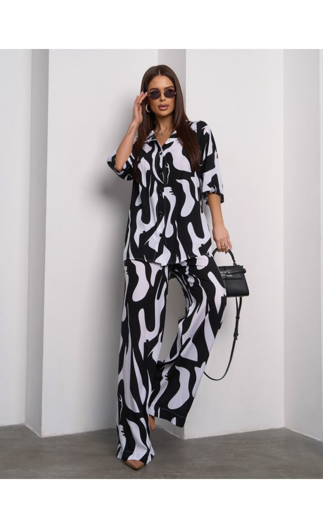 Жіночий костюм Issp