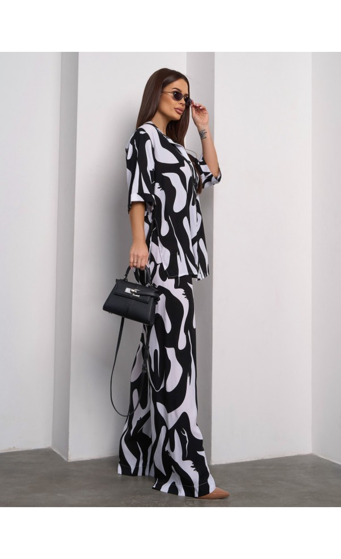 Жіночий костюм Issp