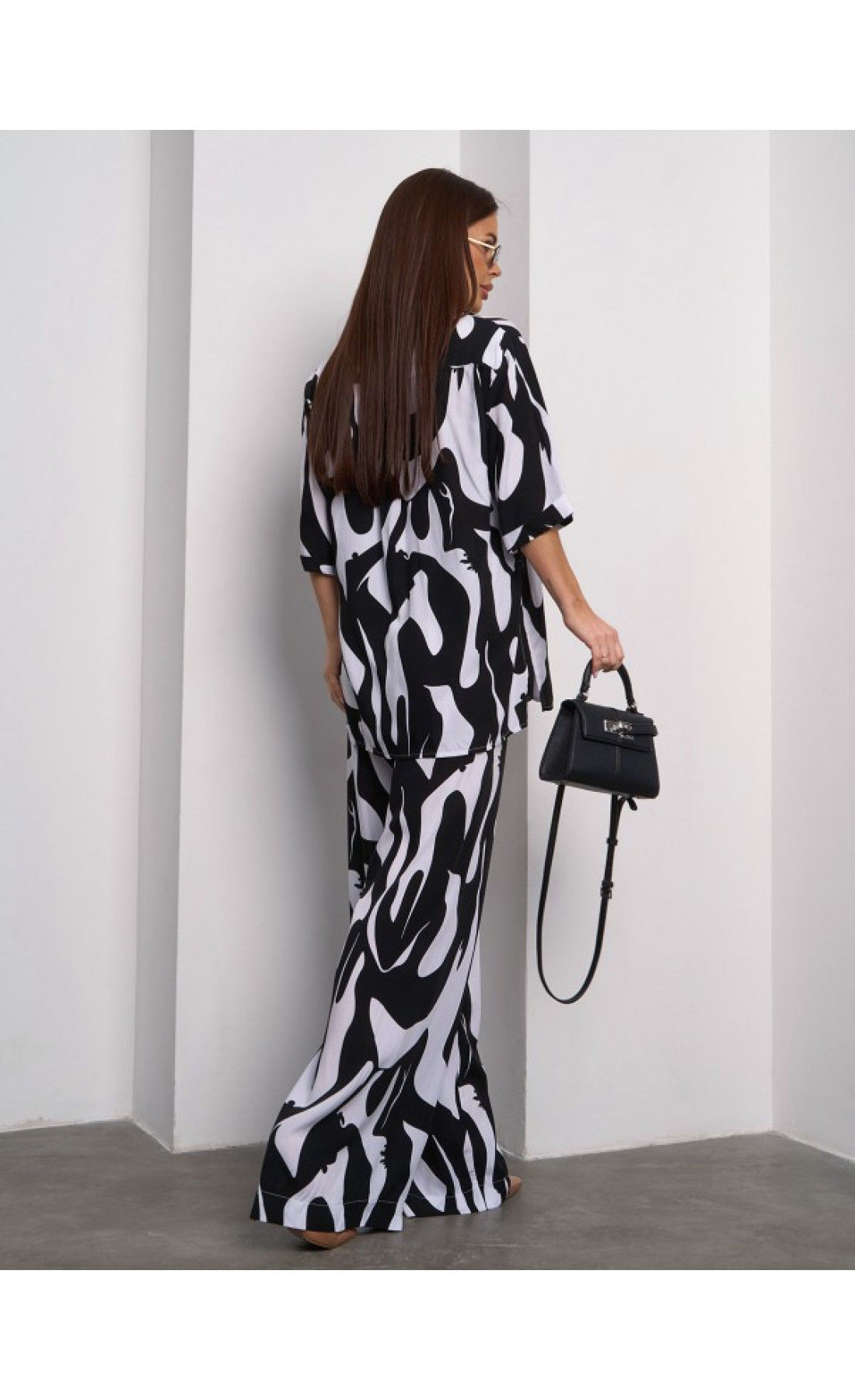 Жіночий костюм Issp