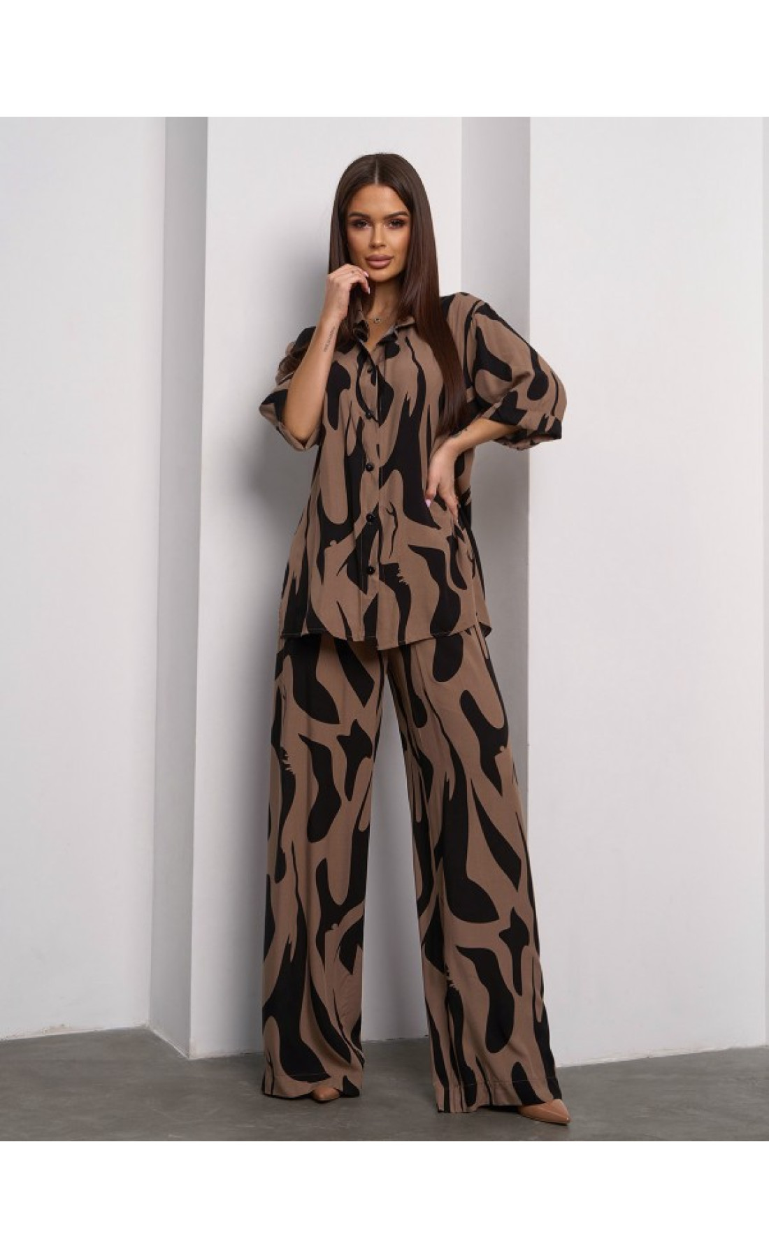 Жіночий костюм Issp