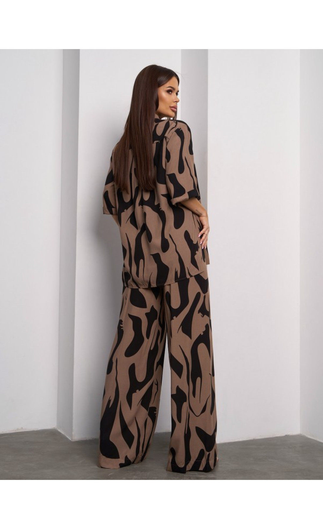 Жіночий костюм Issp