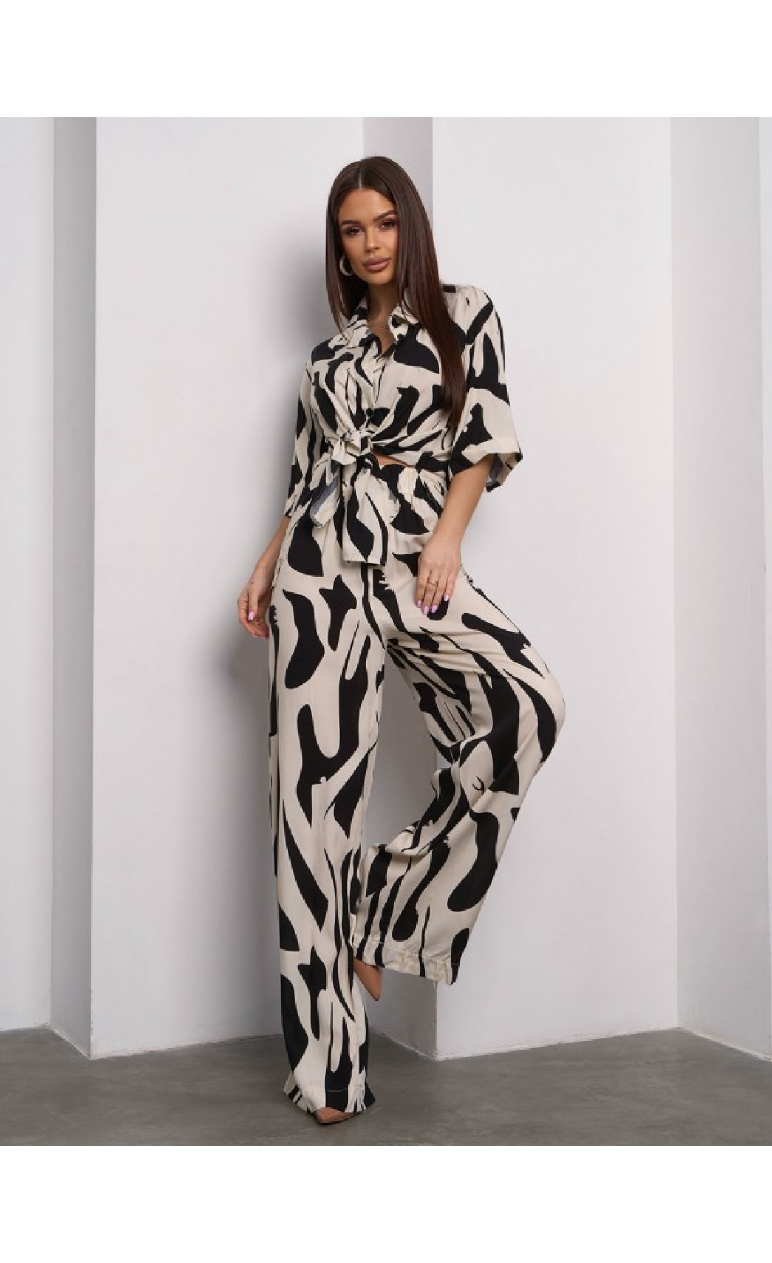 Жіночий костюм Issp