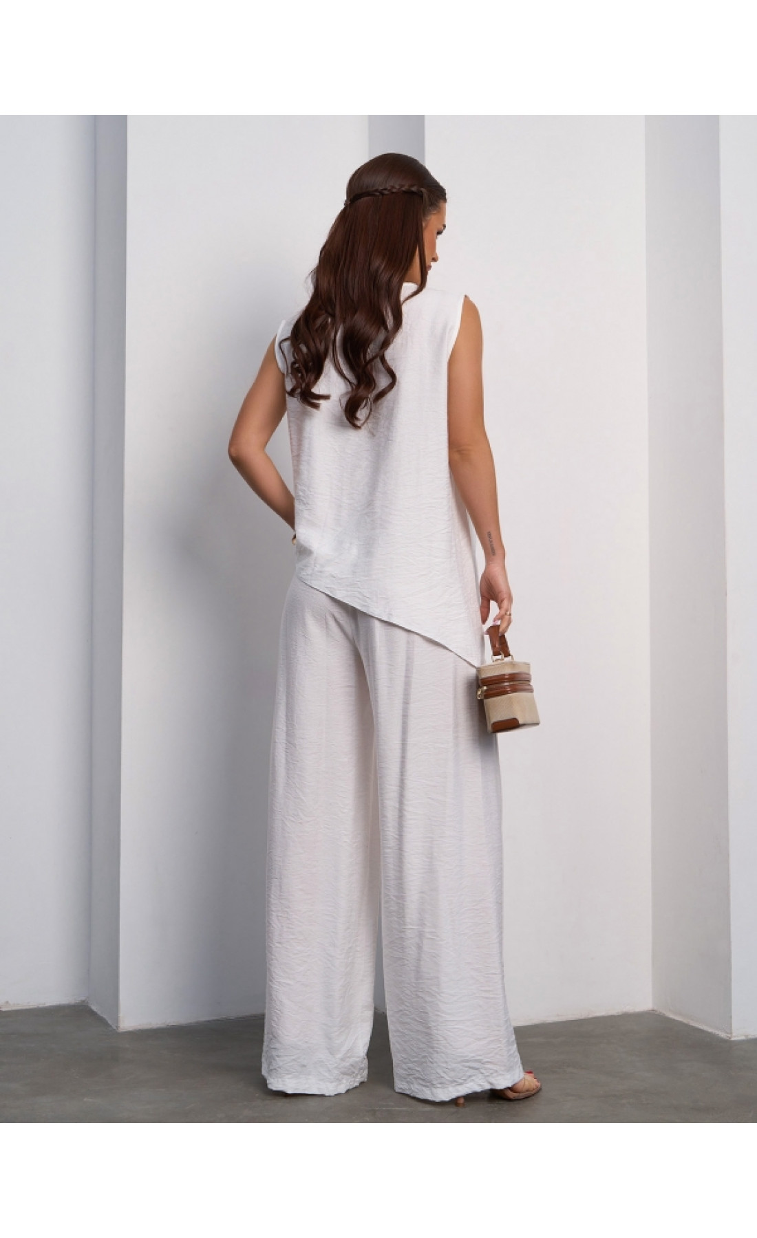 Жіночий костюм Issp