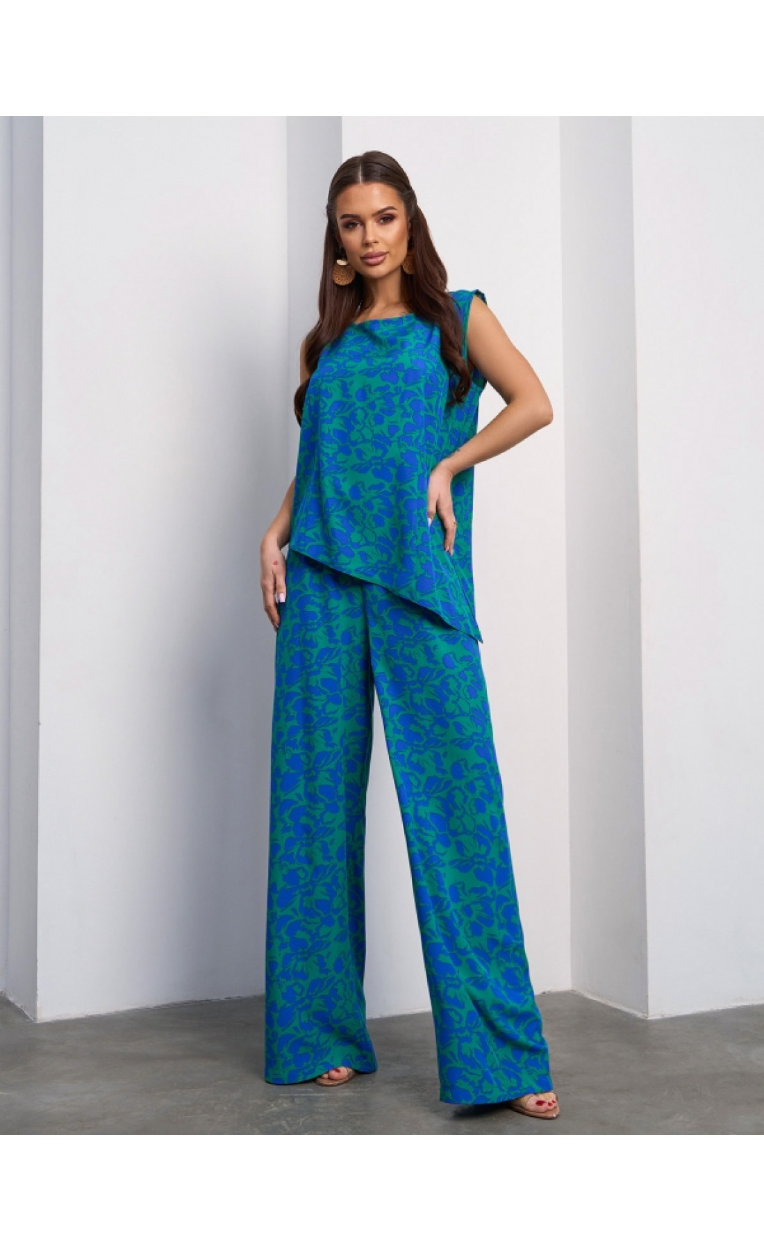 Жіночий костюм Issp