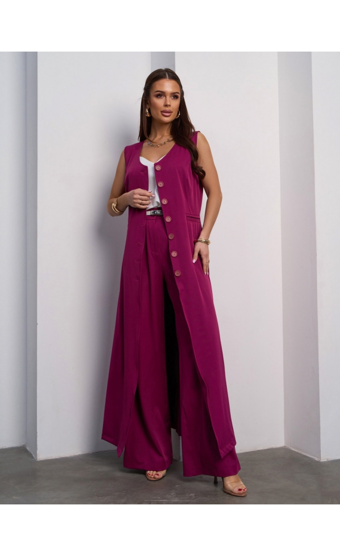 Жіночий костюм Issp