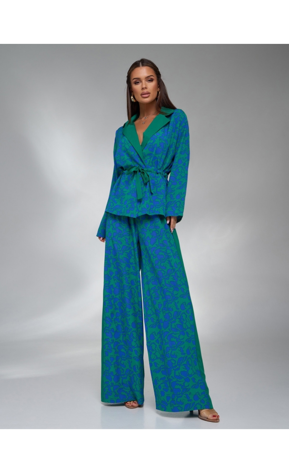 Жіночий костюм Issp