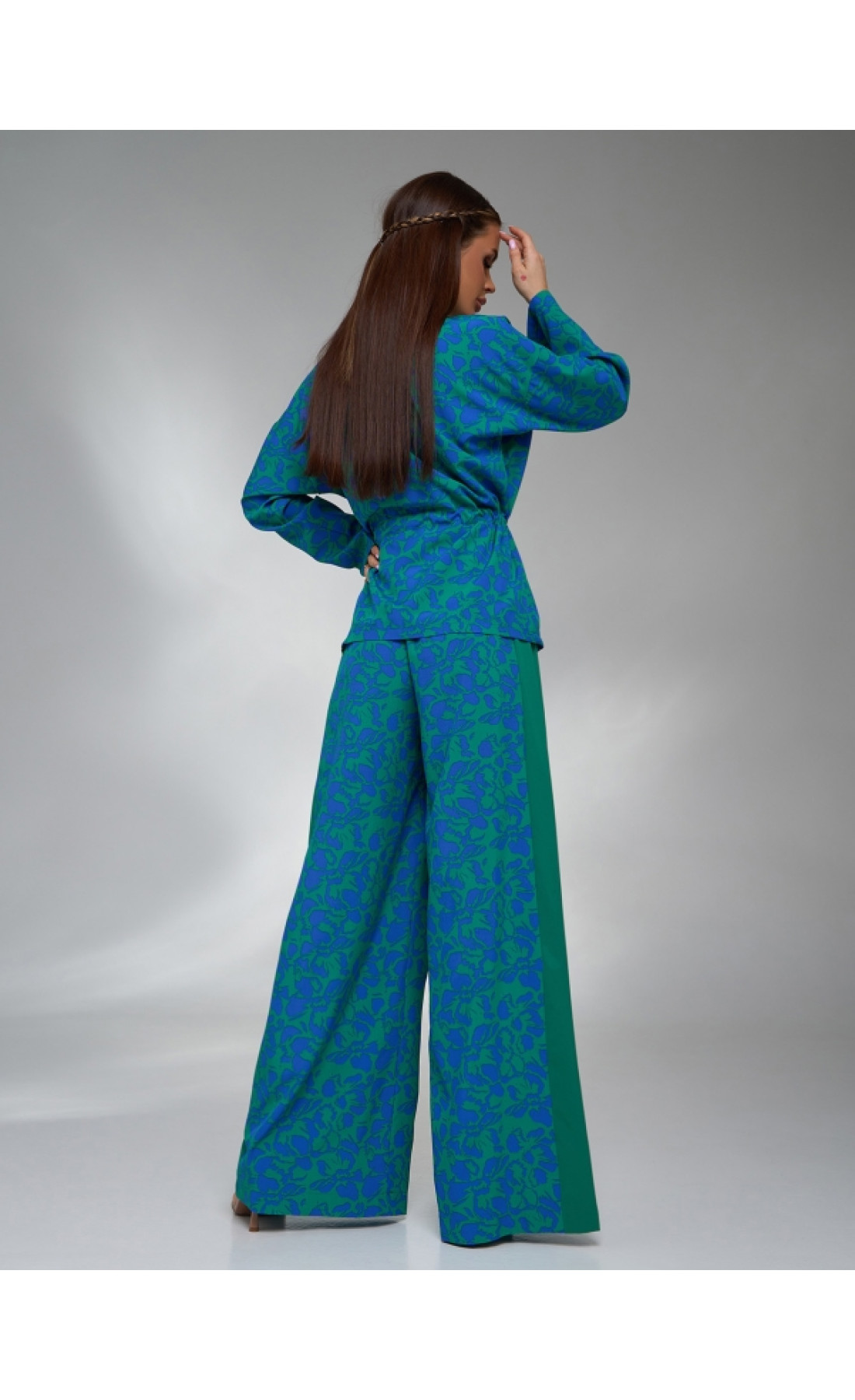 Жіночий костюм Issp