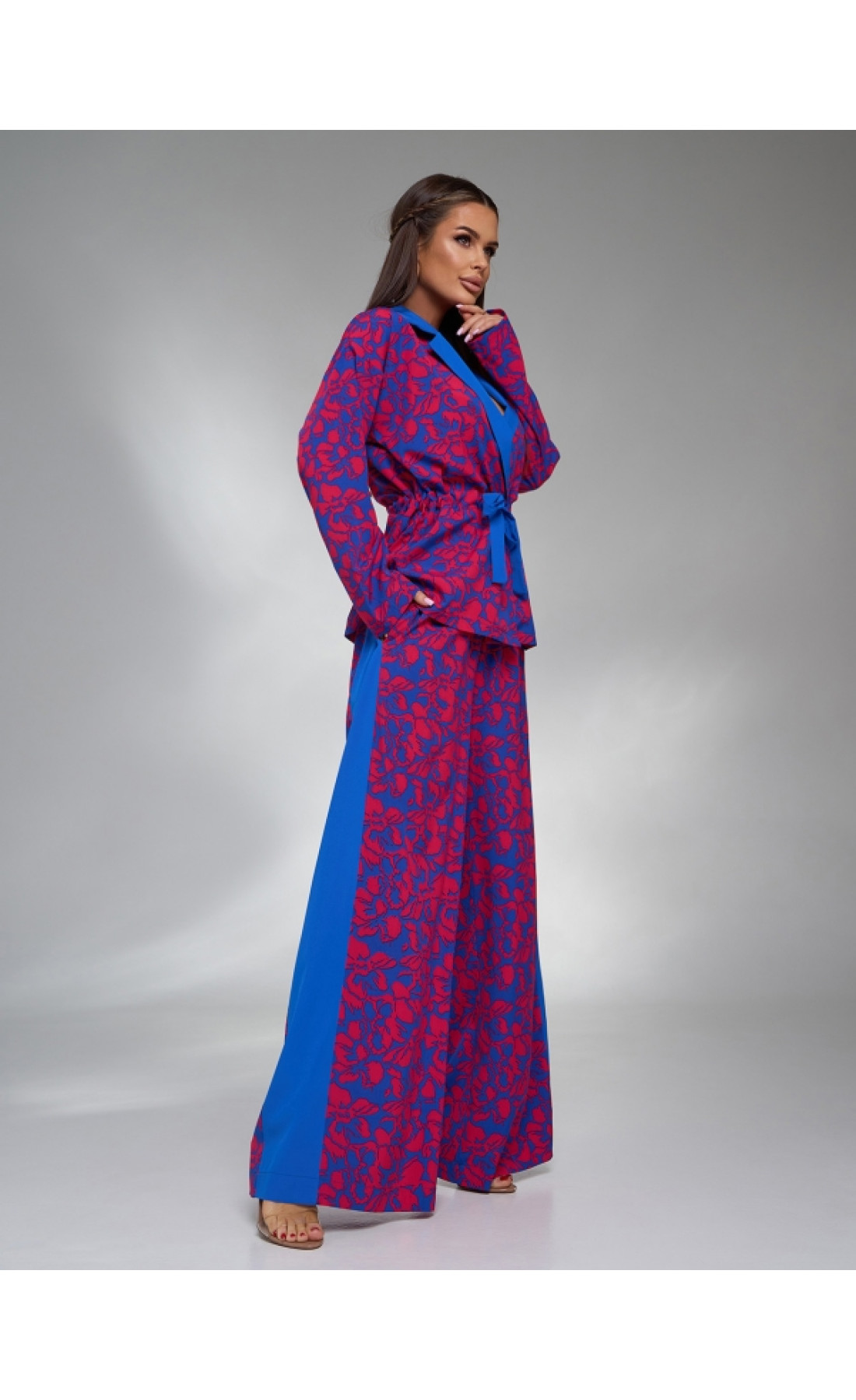 Жіночий костюм Issp