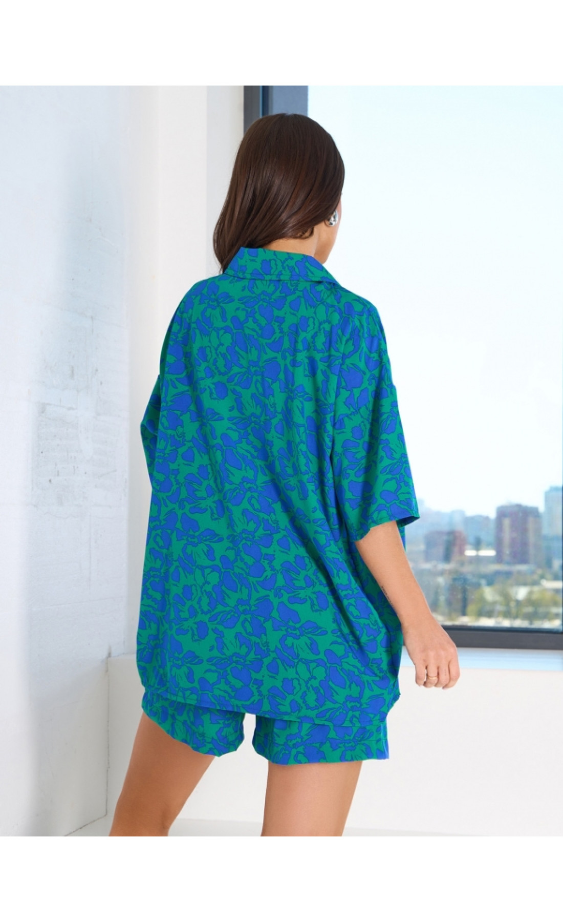 Жіночий костюм Issp