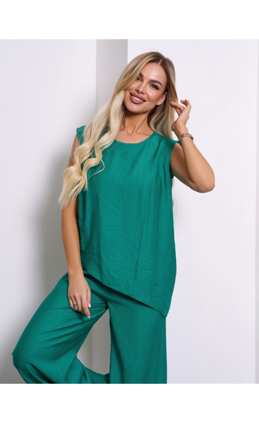 Жіночий костюм Issp