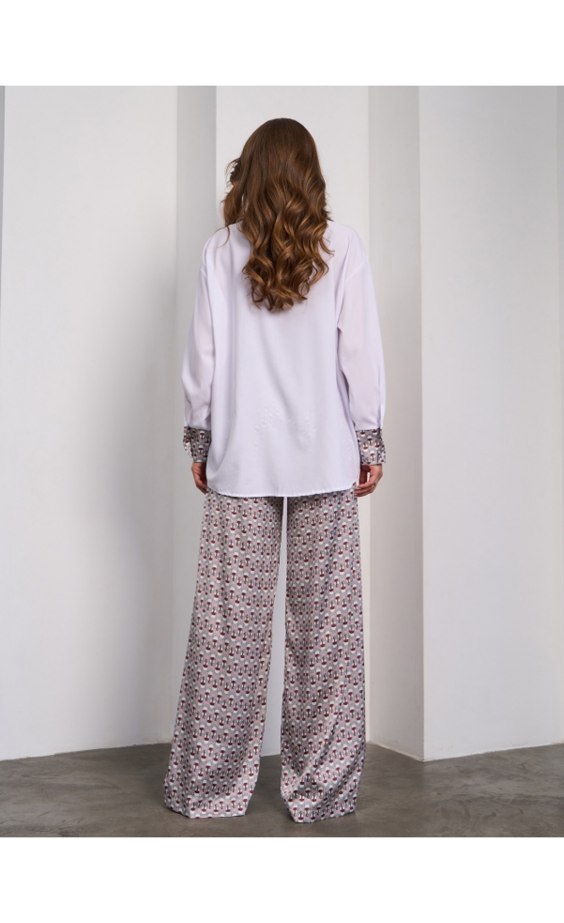 Жіночий костюм Issp