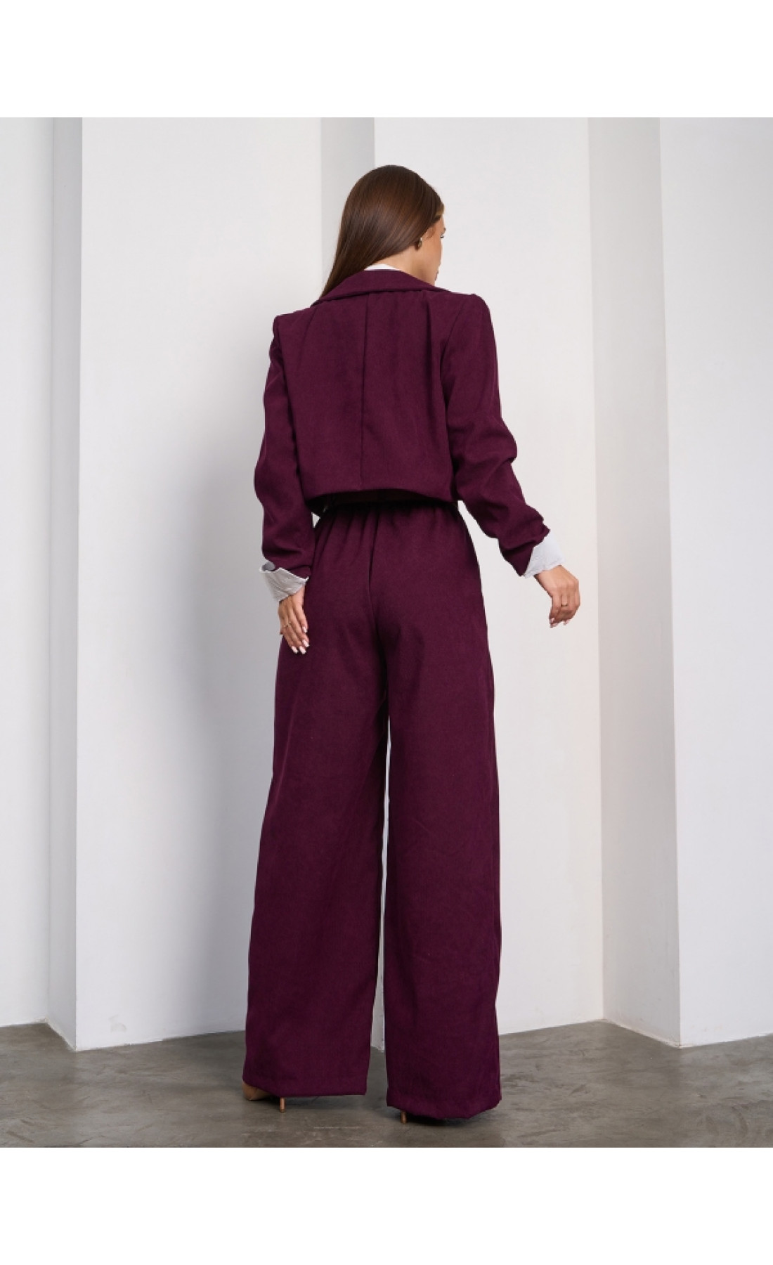 Жіночий костюм Issp