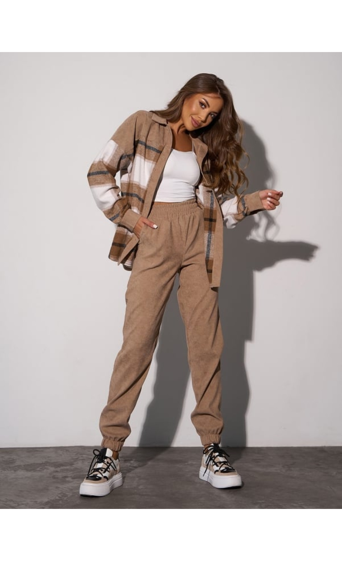 Жіночий костюм Issp