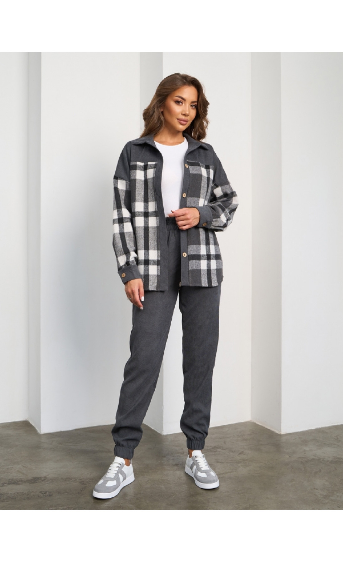 Жіночий костюм Issp