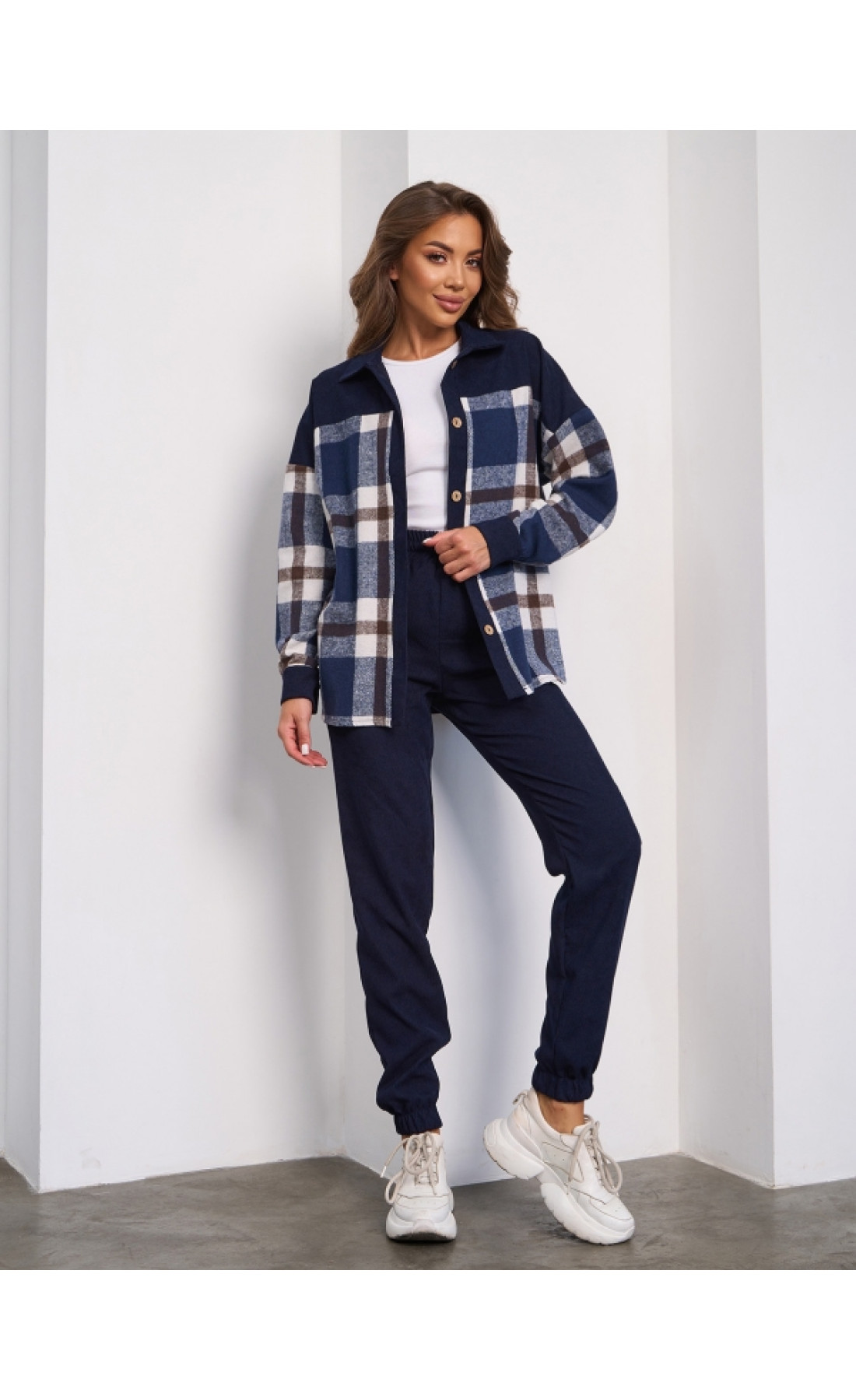 Жіночий костюм Issp