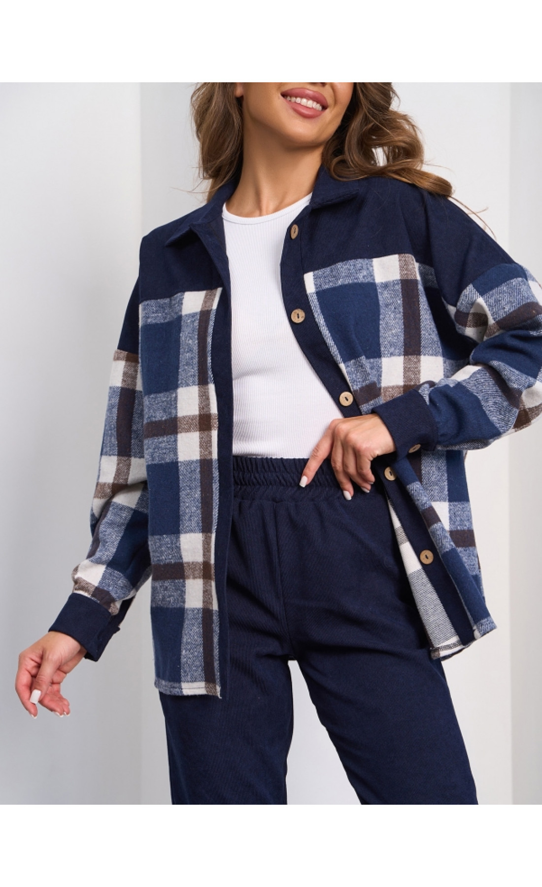 Жіночий костюм Issp