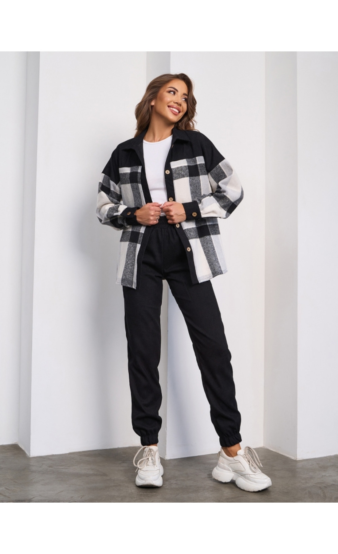 Жіночий костюм Issp