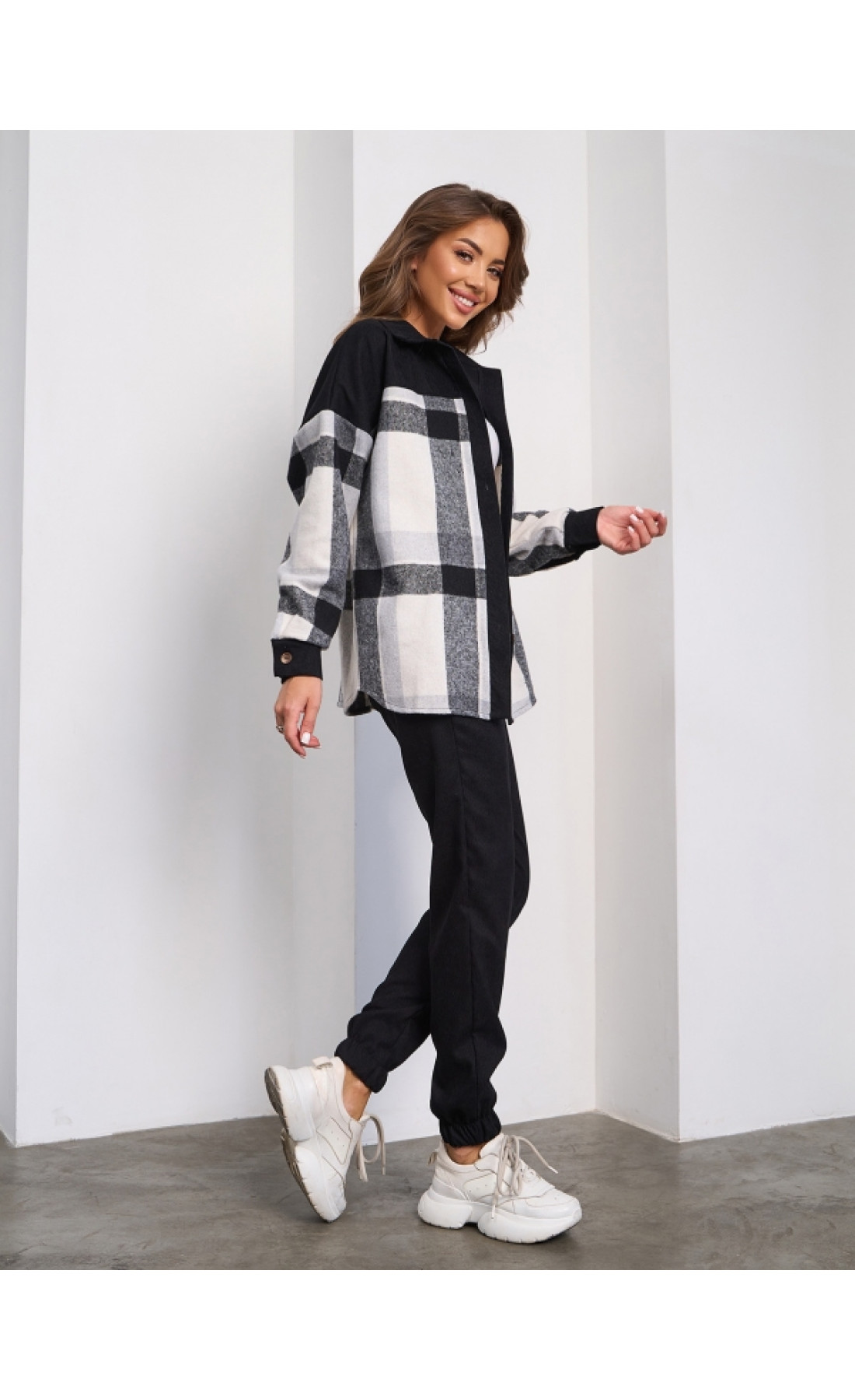 Жіночий костюм Issp