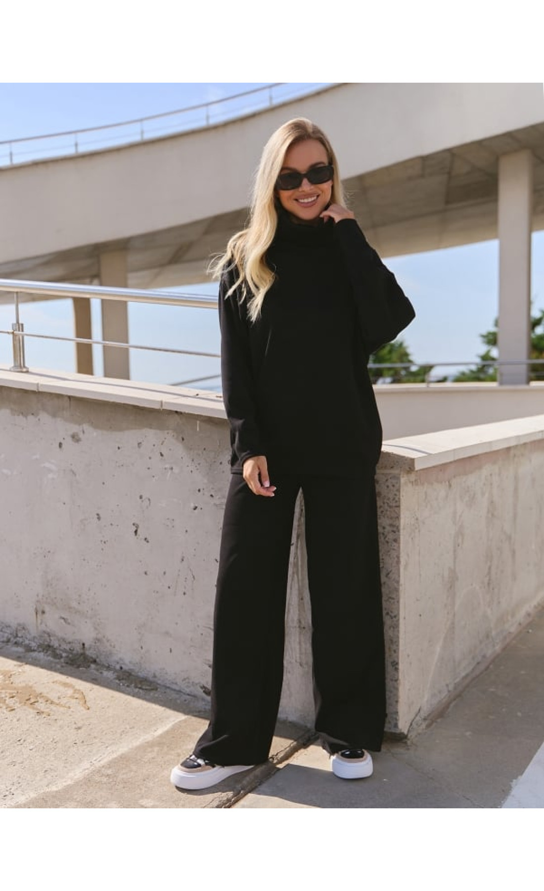 Жіночий костюм Issp