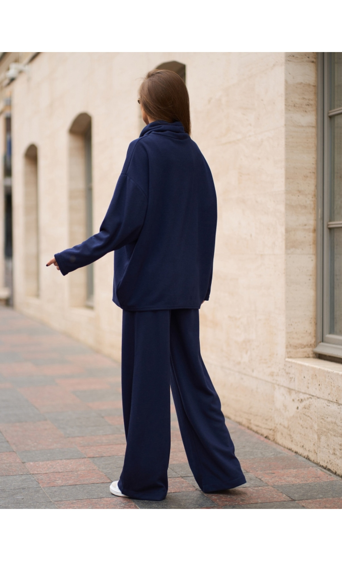 Жіночий костюм Issp