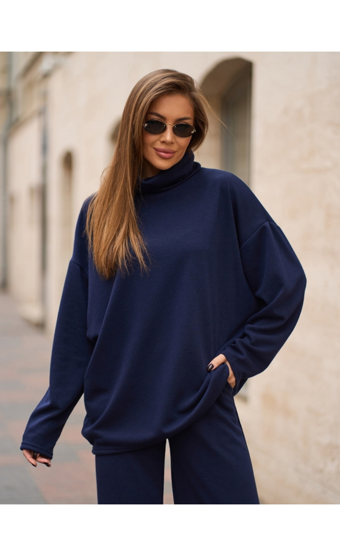 Жіночий костюм Issp