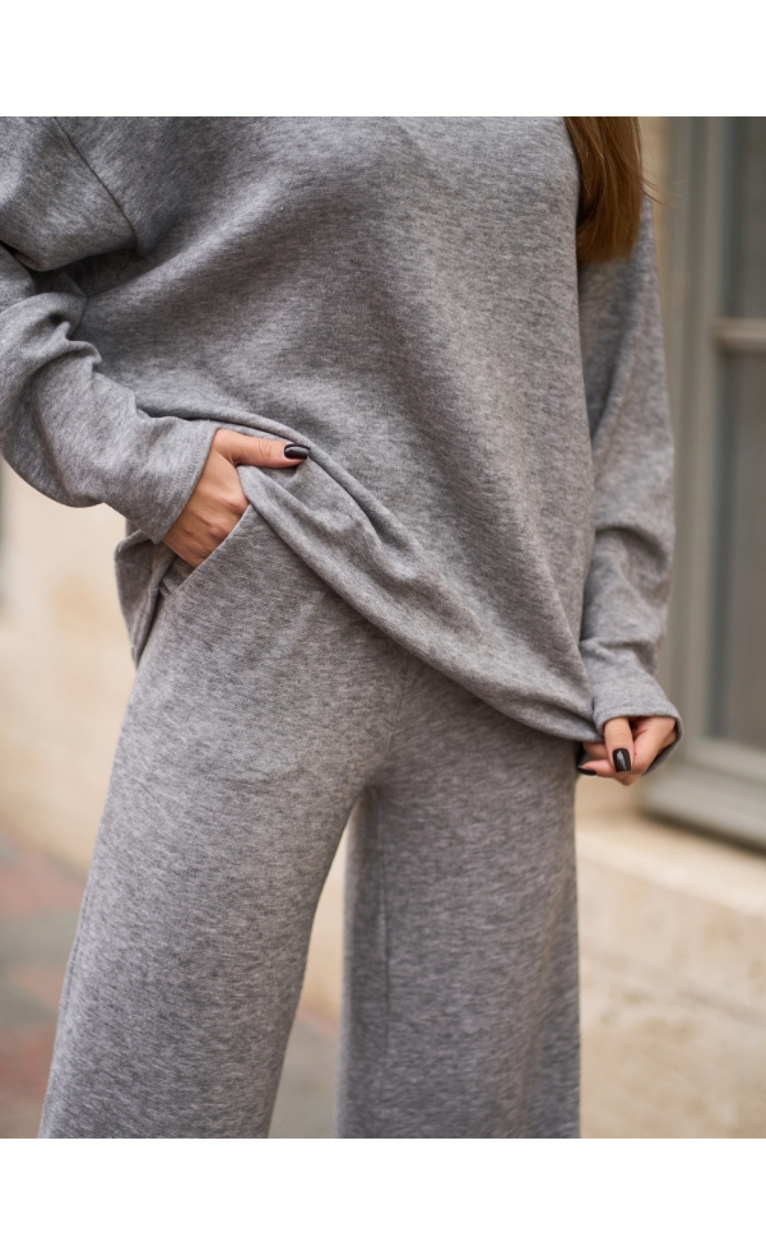 Жіночий костюм Issp