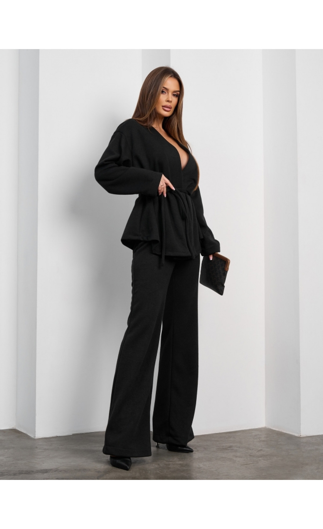 Жіночий костюм Issp