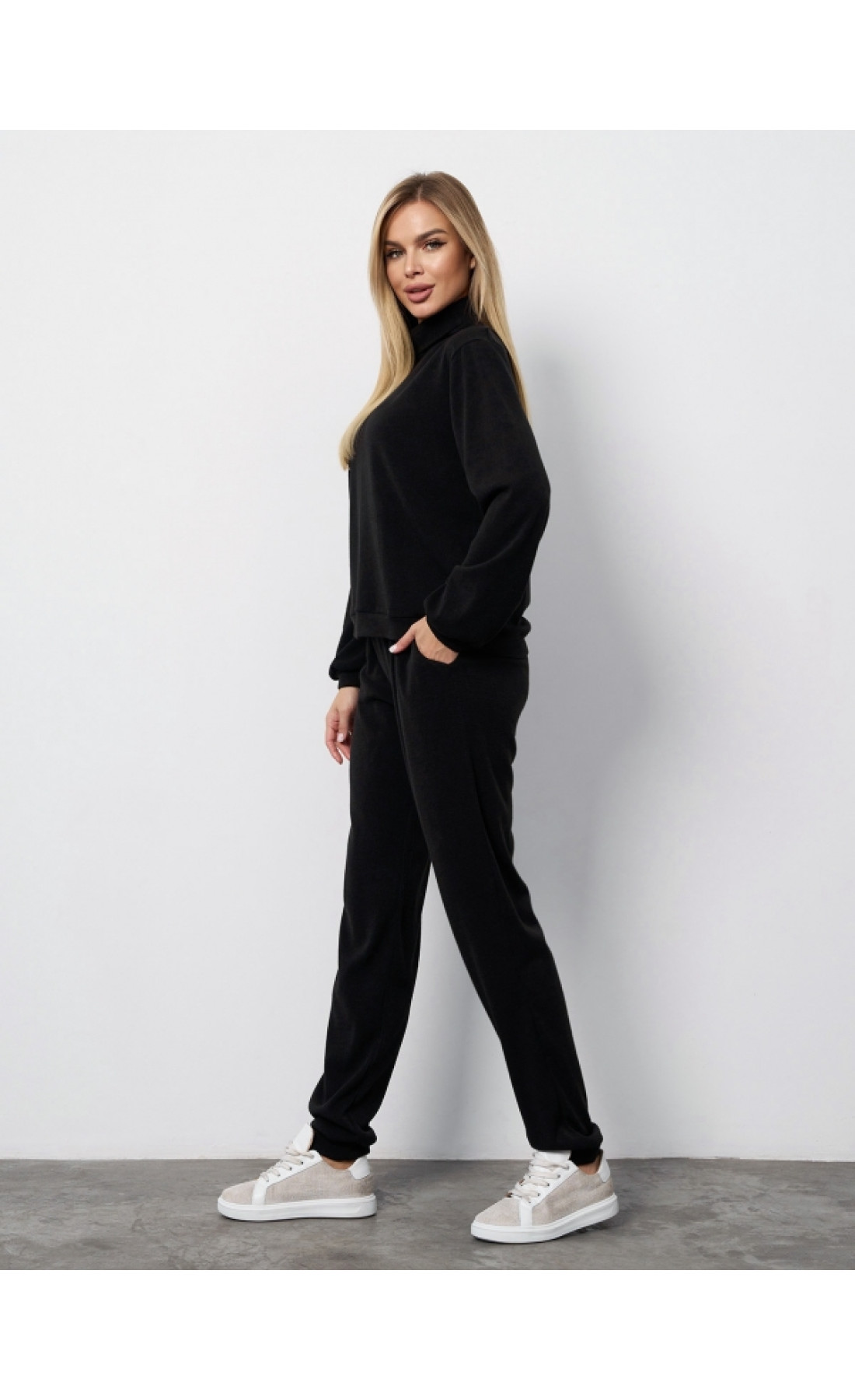 Жіночий костюм Issp