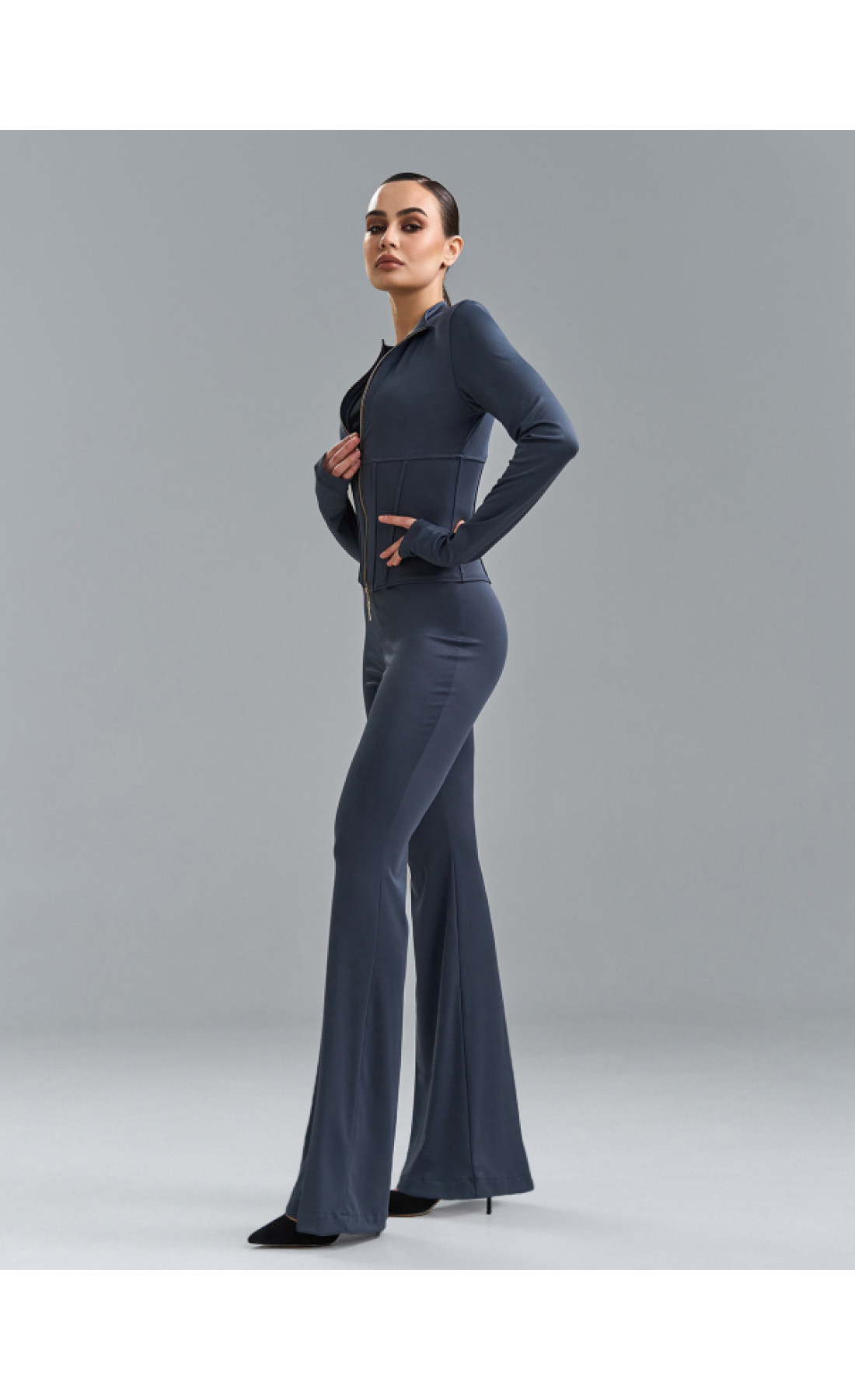 Жіночий костюм Issp