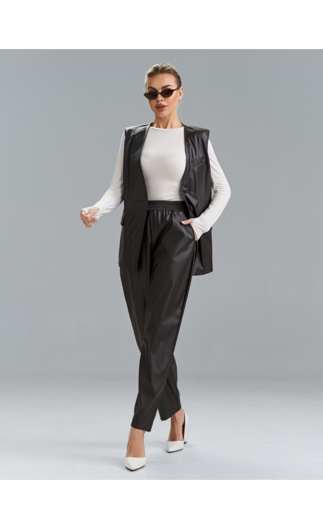 Жіночий костюм Issp