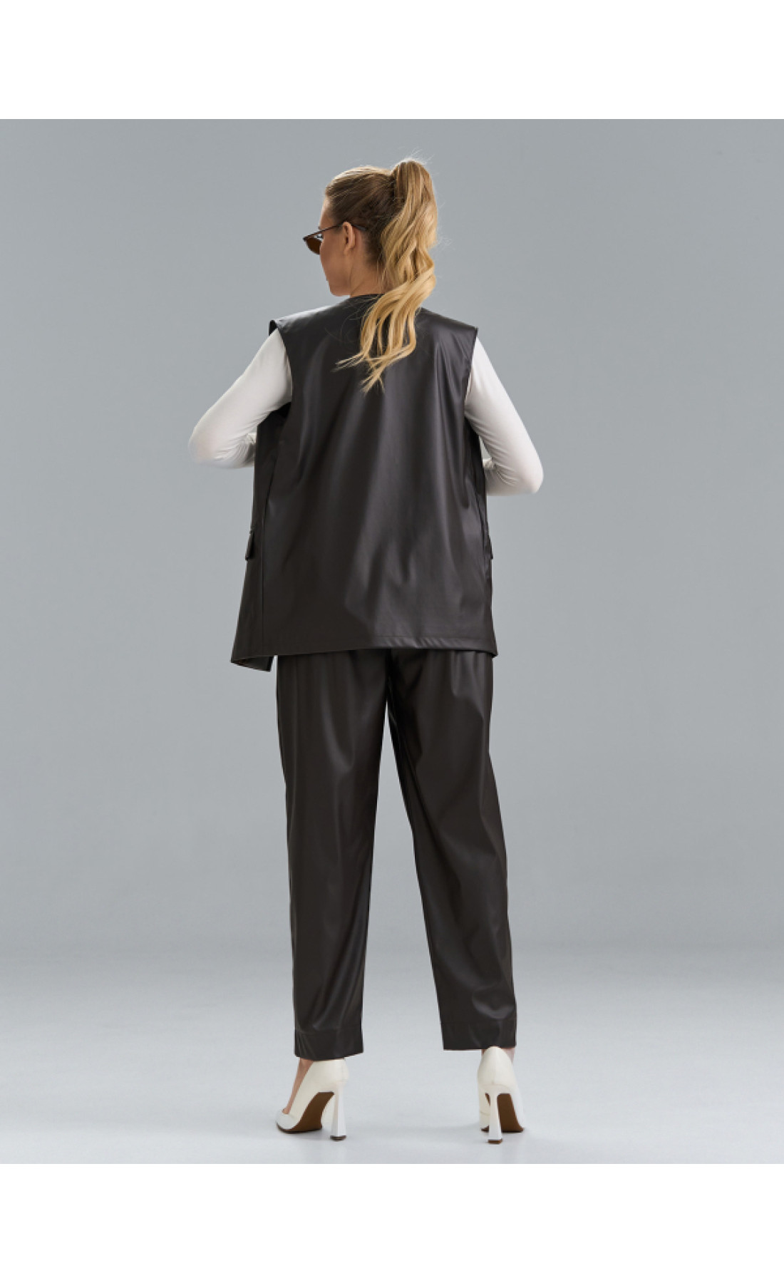 Жіночий костюм Issp