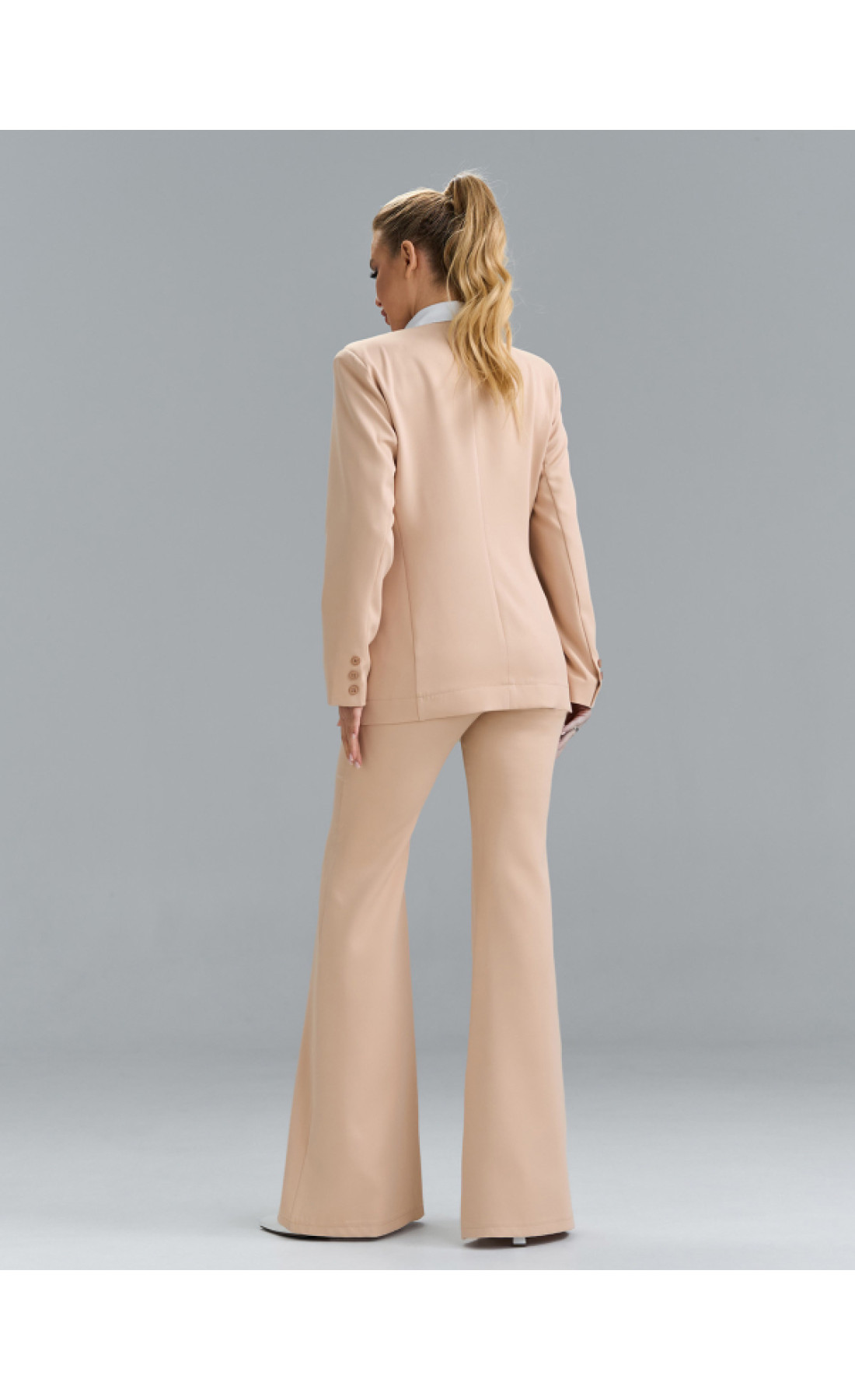 Жіночий костюм Issp