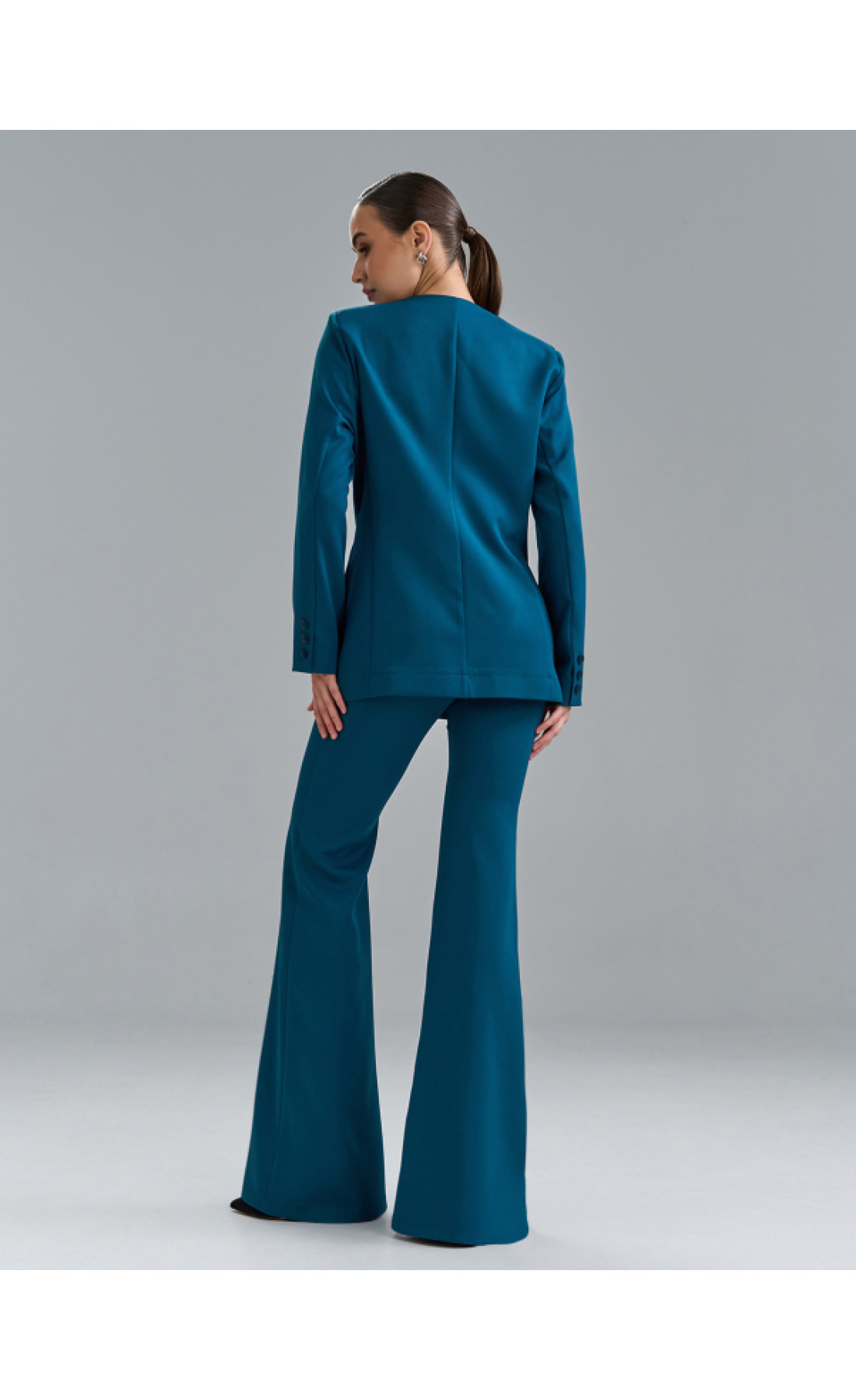 Жіночий костюм Issp