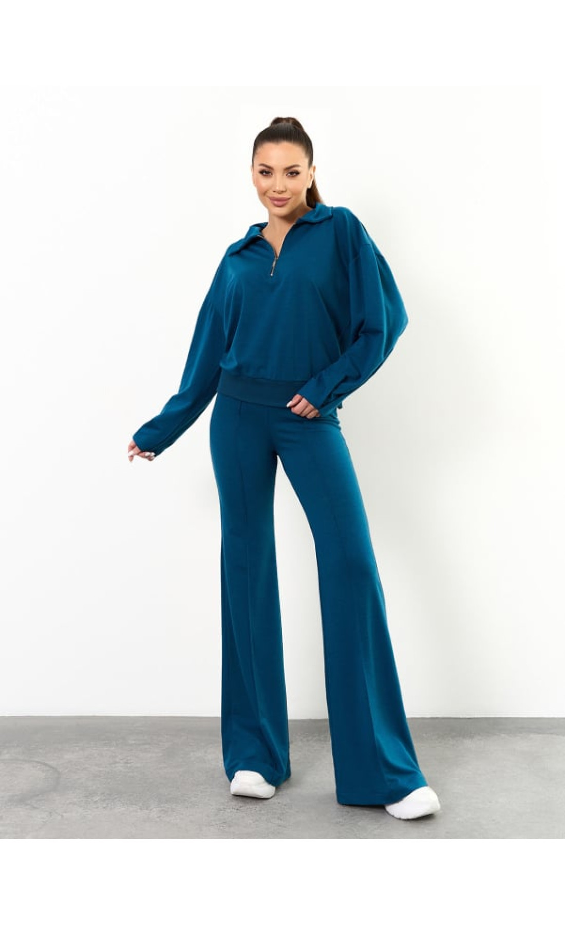 Жіночий костюм Issp