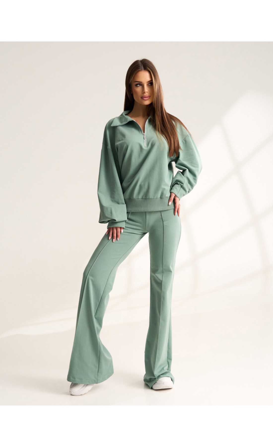 Жіночий костюм Issp