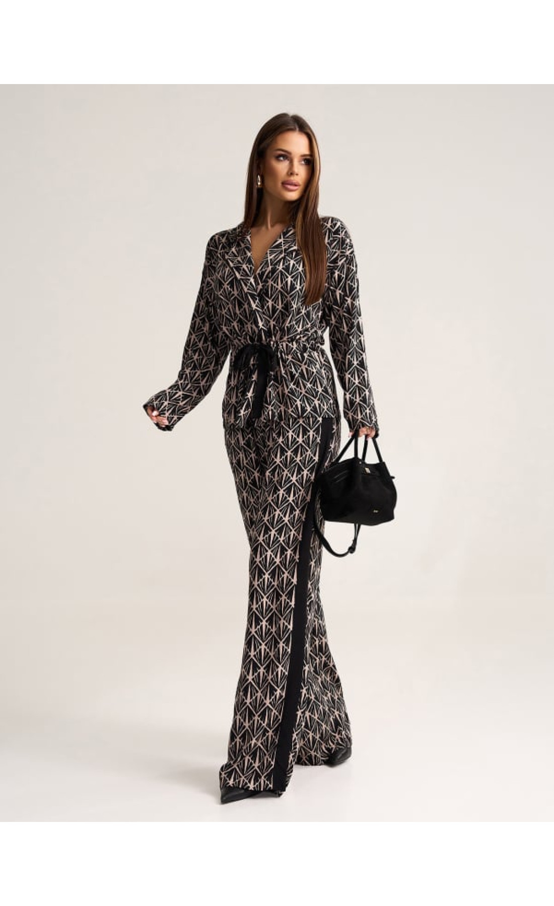 Жіночий костюм Issp