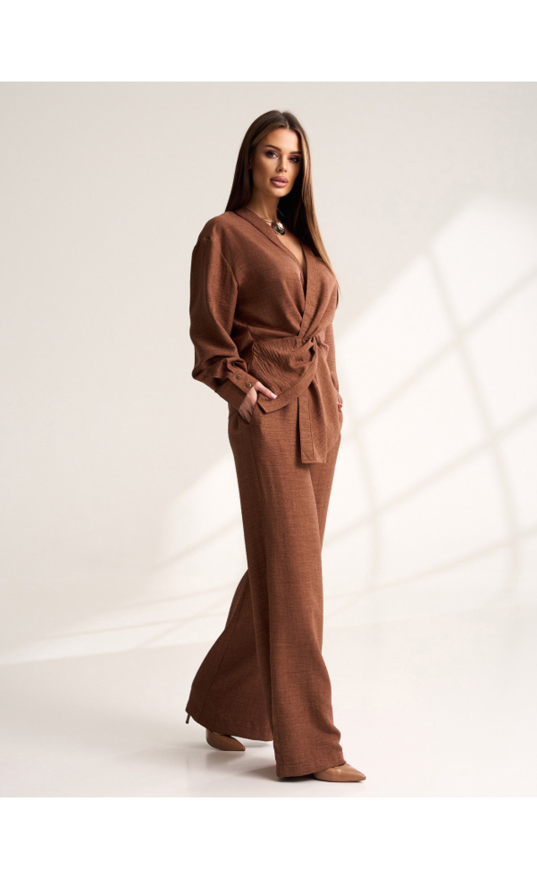 Жіночий костюм Issp