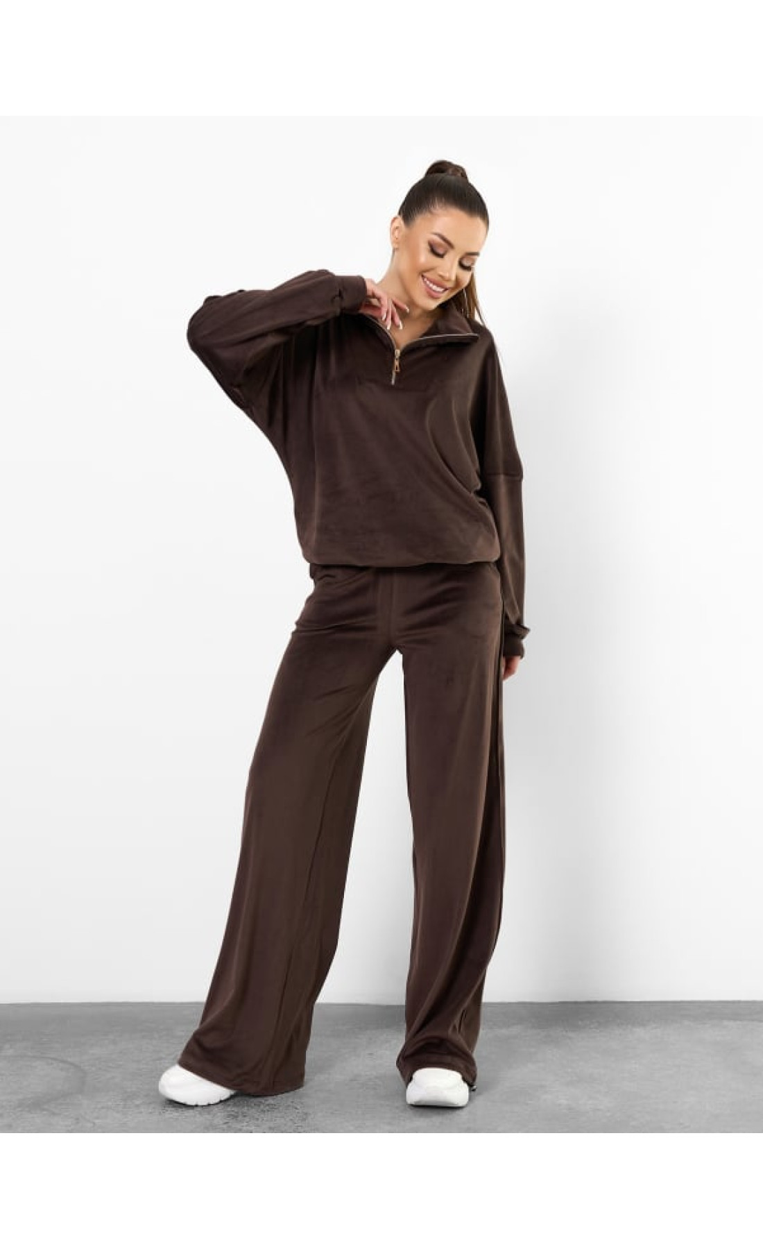 Жіночий костюм Issp