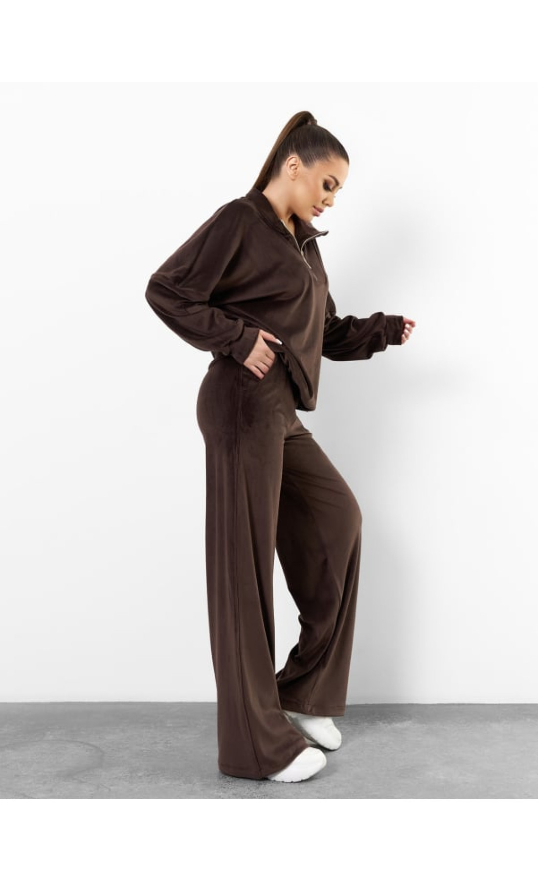 Жіночий костюм Issp