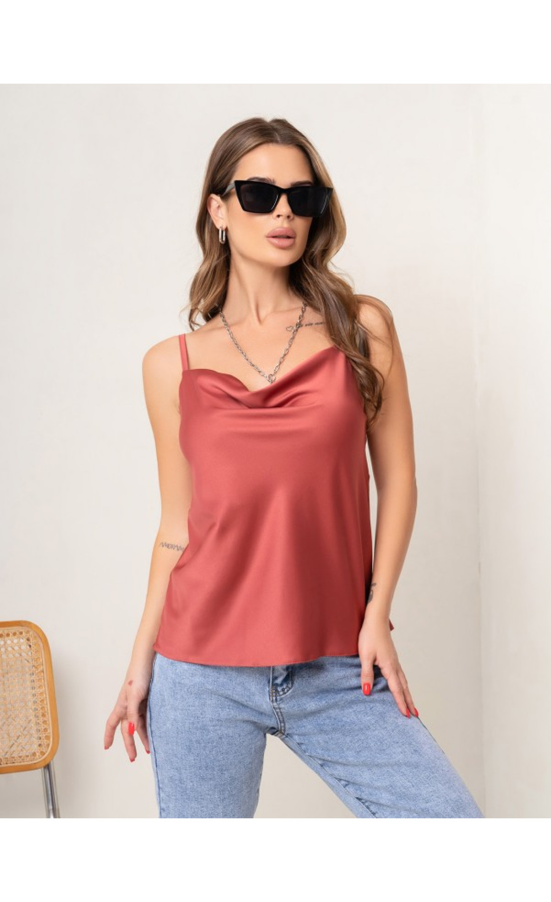 Жіночий топ Issp