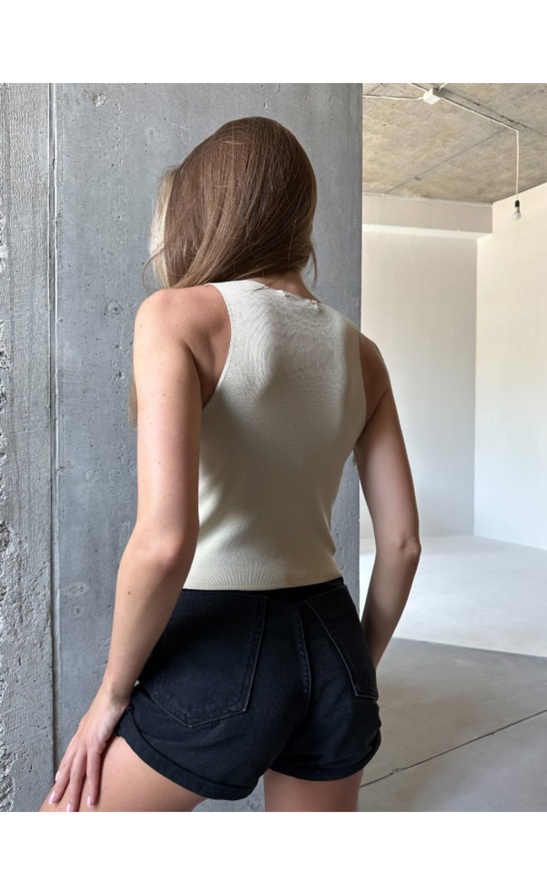 Жіночий топ Issp